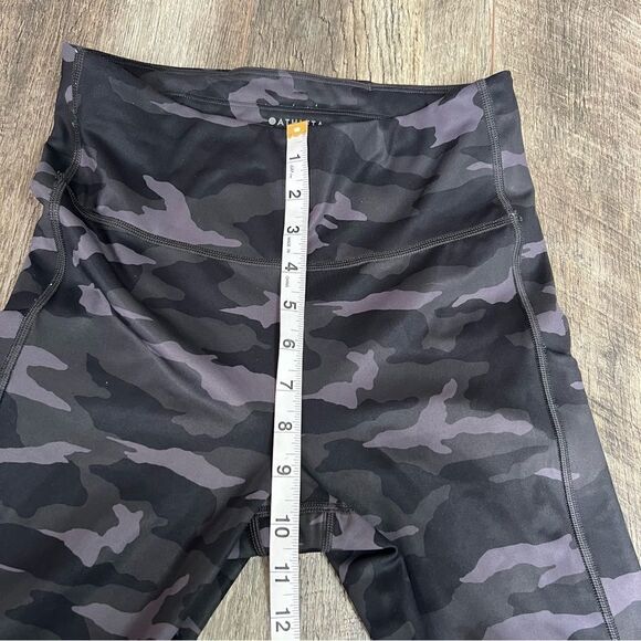 Athleta Ultimate Camo 7/8 Tight Stash Pocket Leggings Size Small High Rise - Picture 8 of 11
